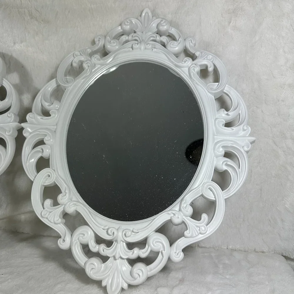 White Oval Vintage Wall Mirror 11.5 x 15 Inch
